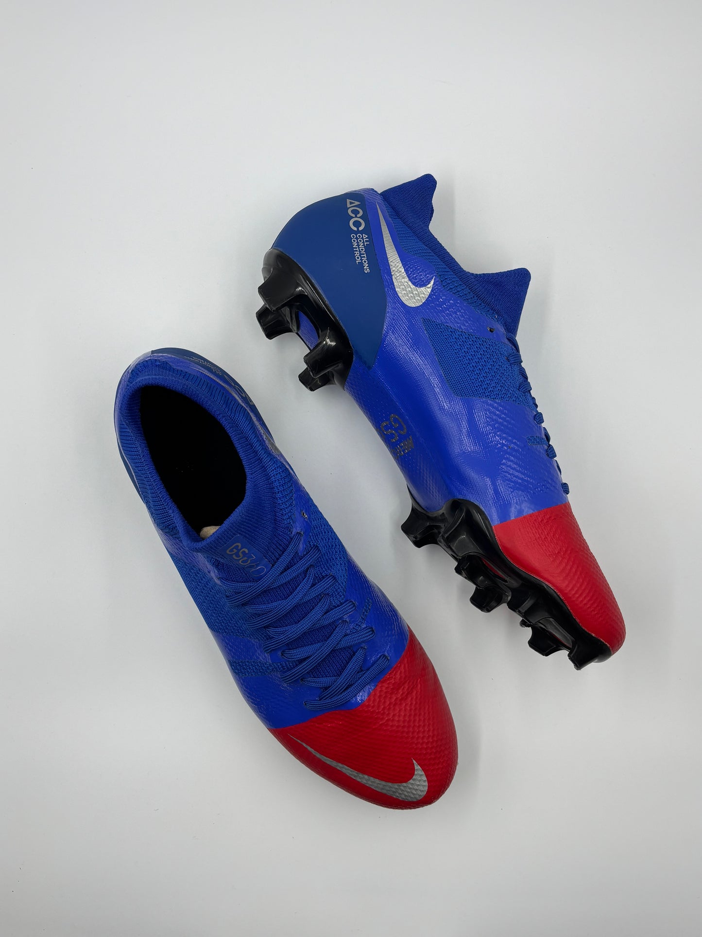 Nike GS360