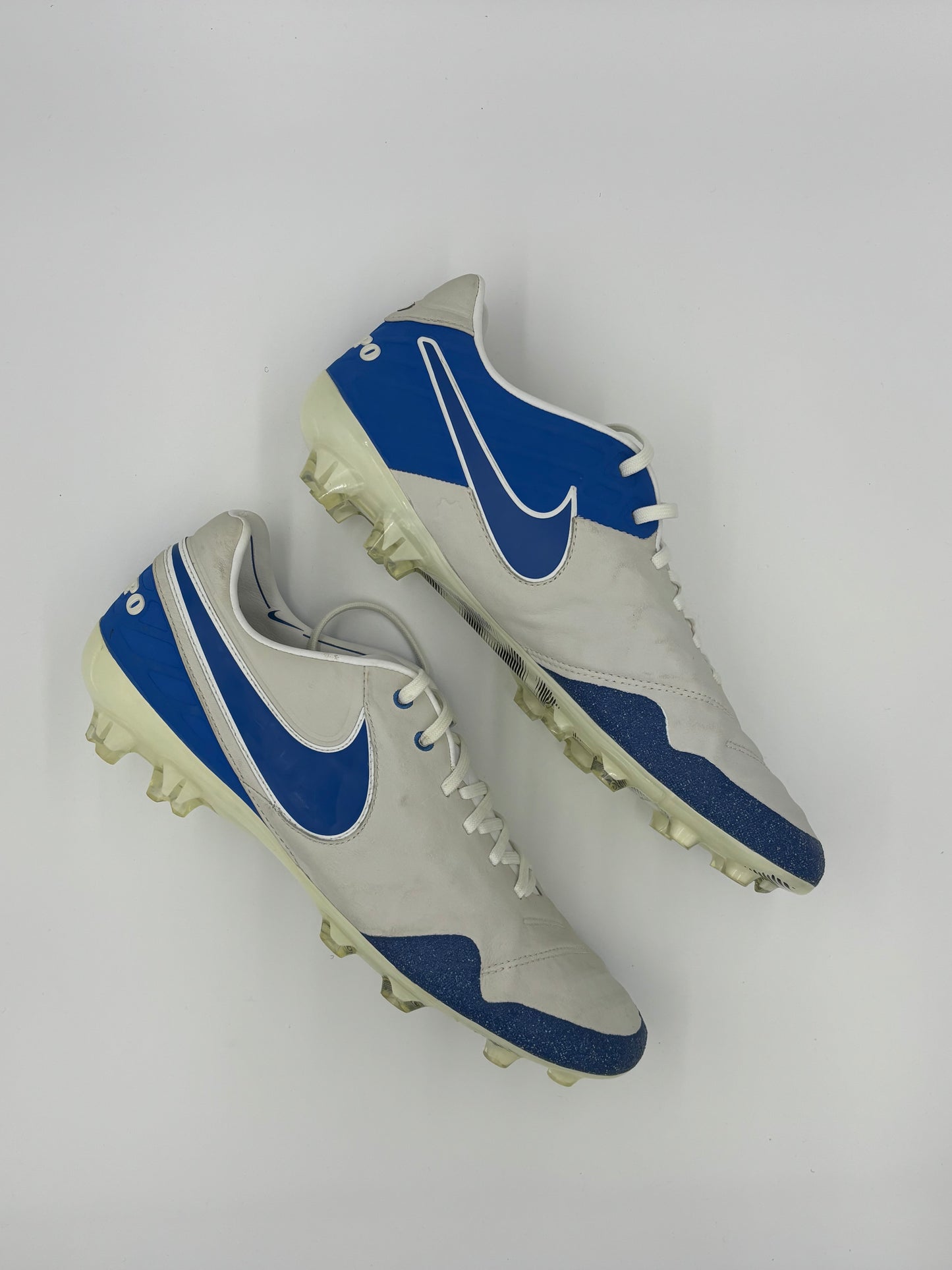 Nike Tiempo Legend Airmax Pack