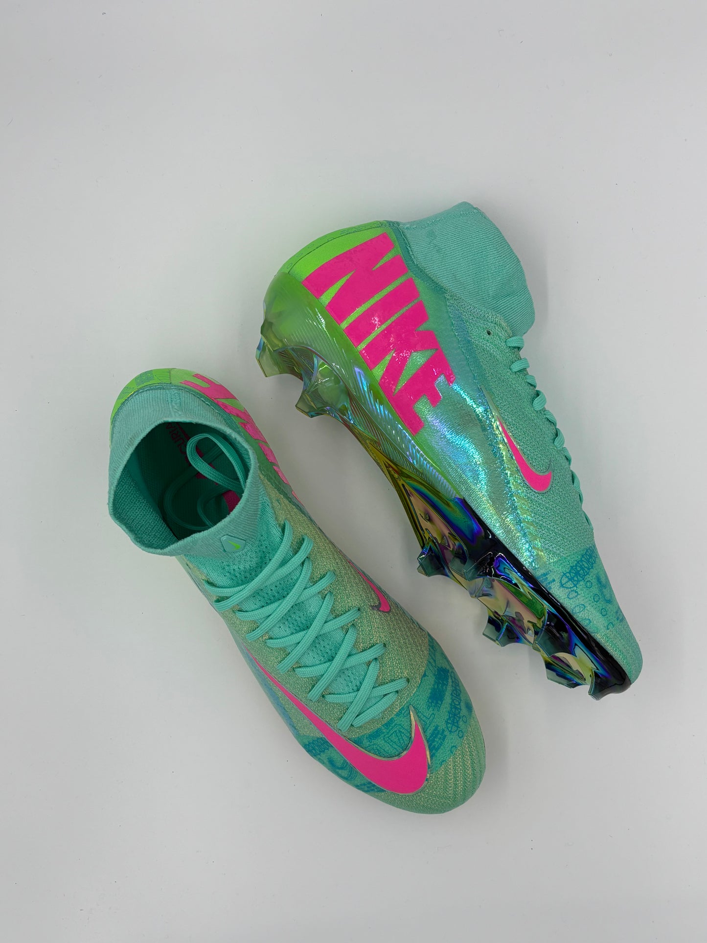 Nike Mercurial Superfly Crimson 2