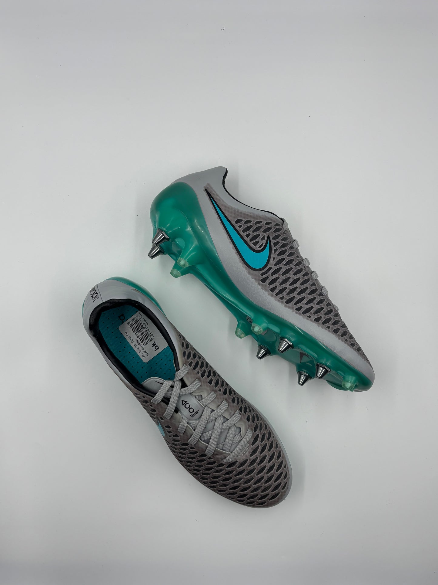 Nike Opus Magista