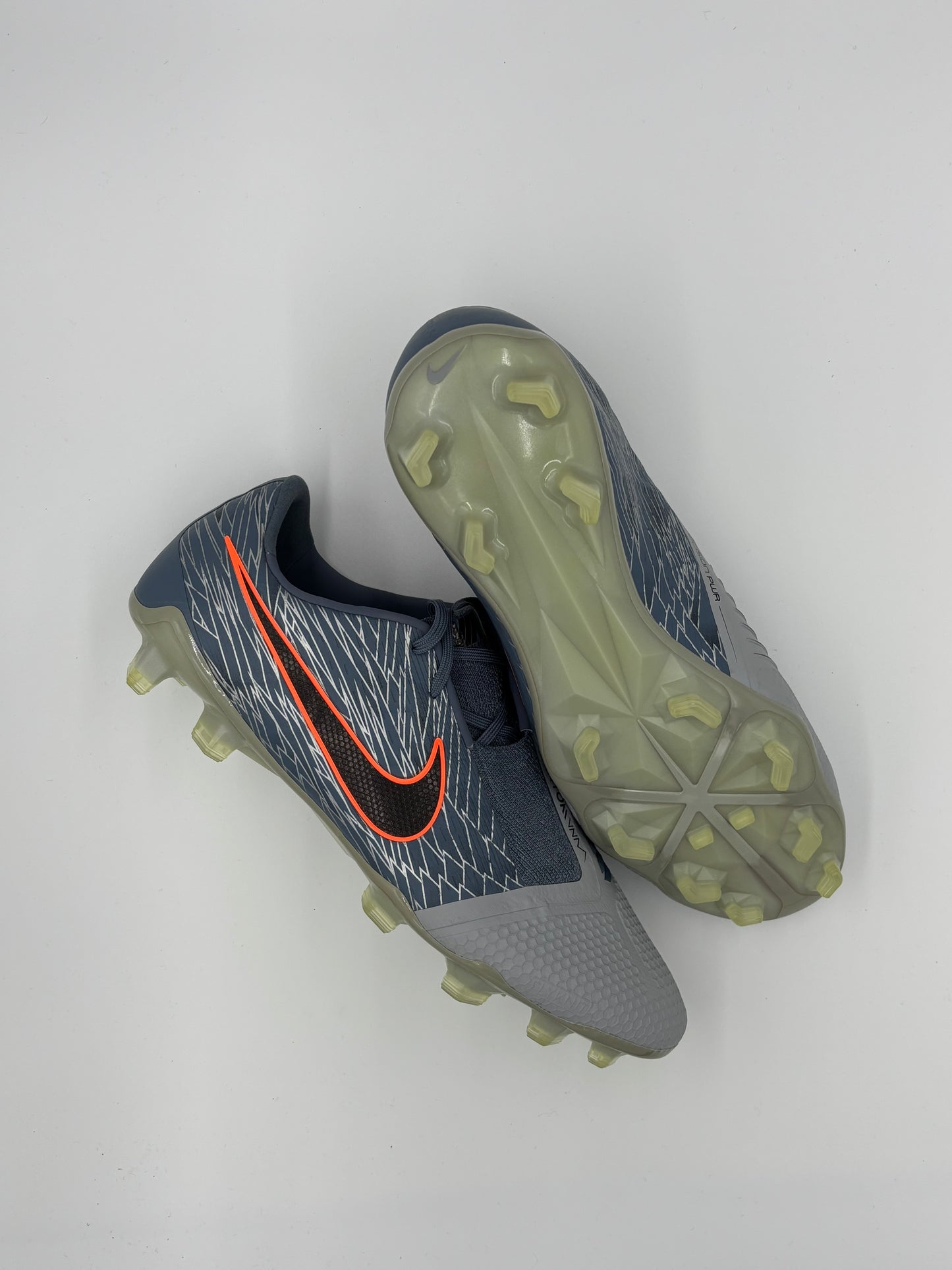 Nike Phantom Venom FG