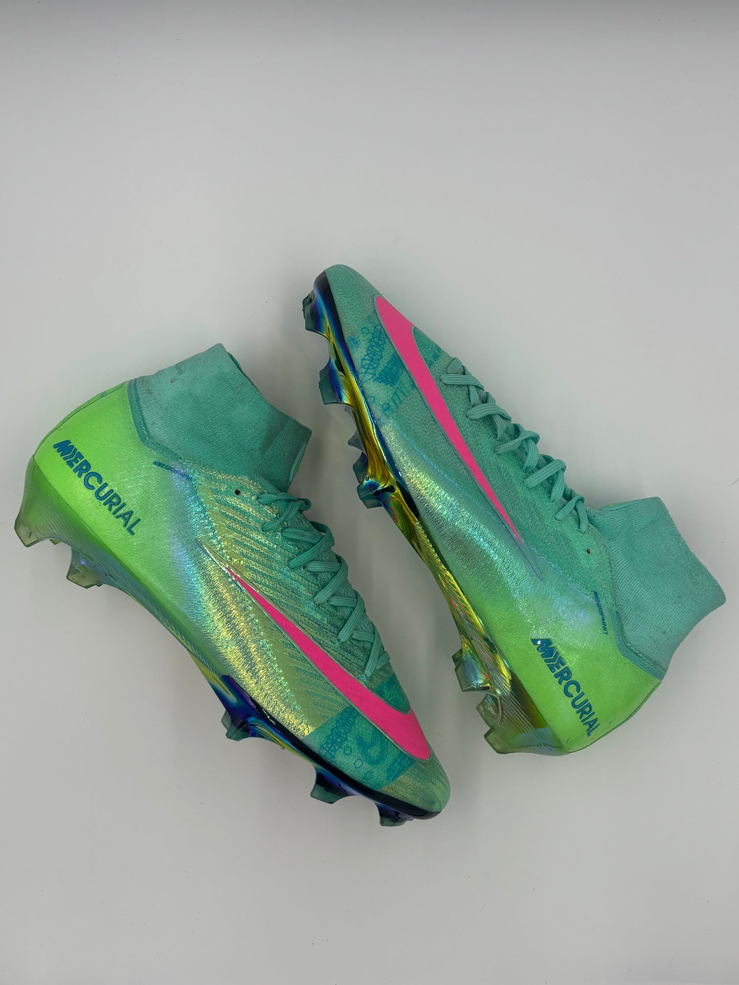 Nike Mercurial Superfly Crimson 2