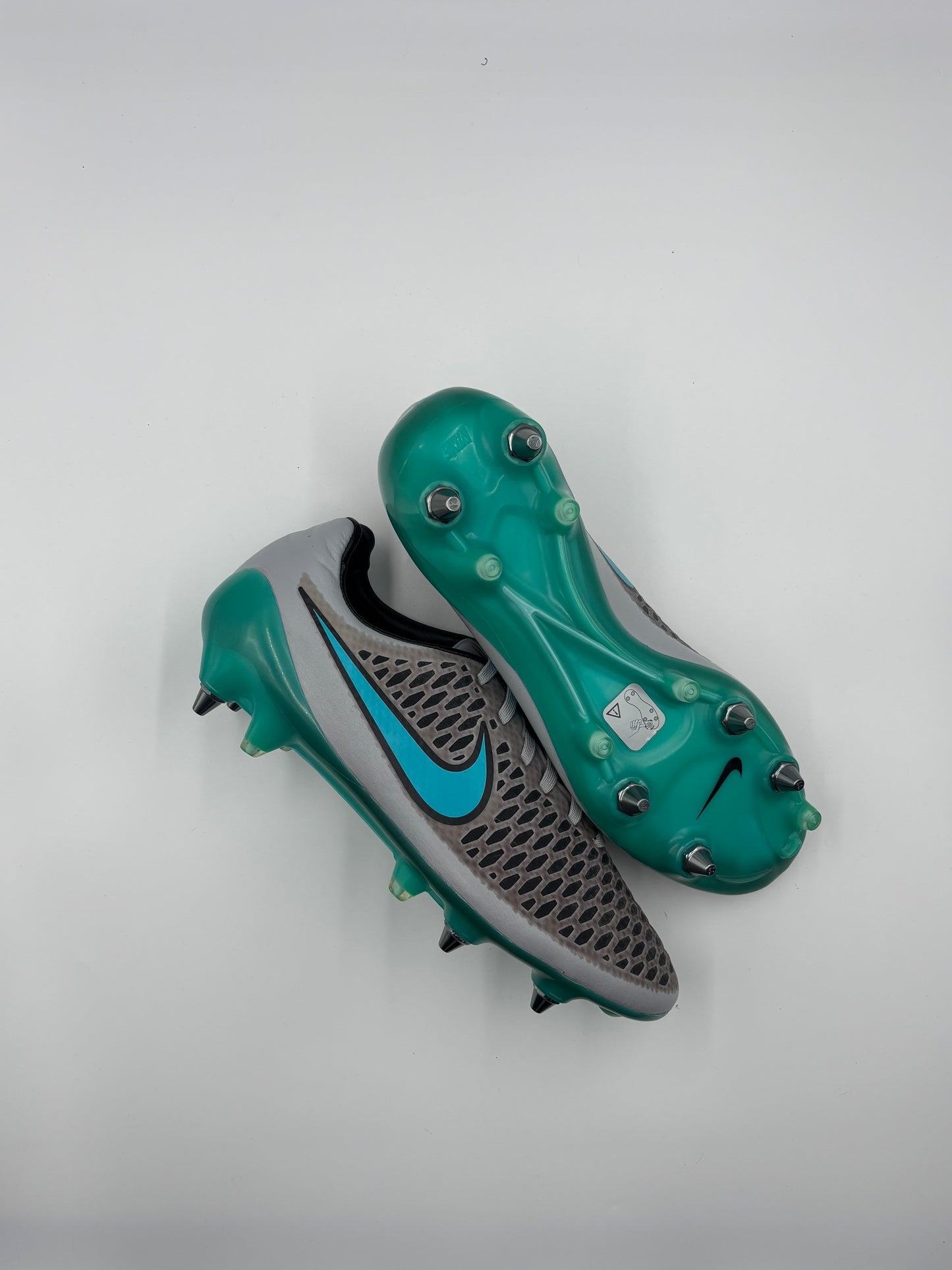 Nike Opus Magista