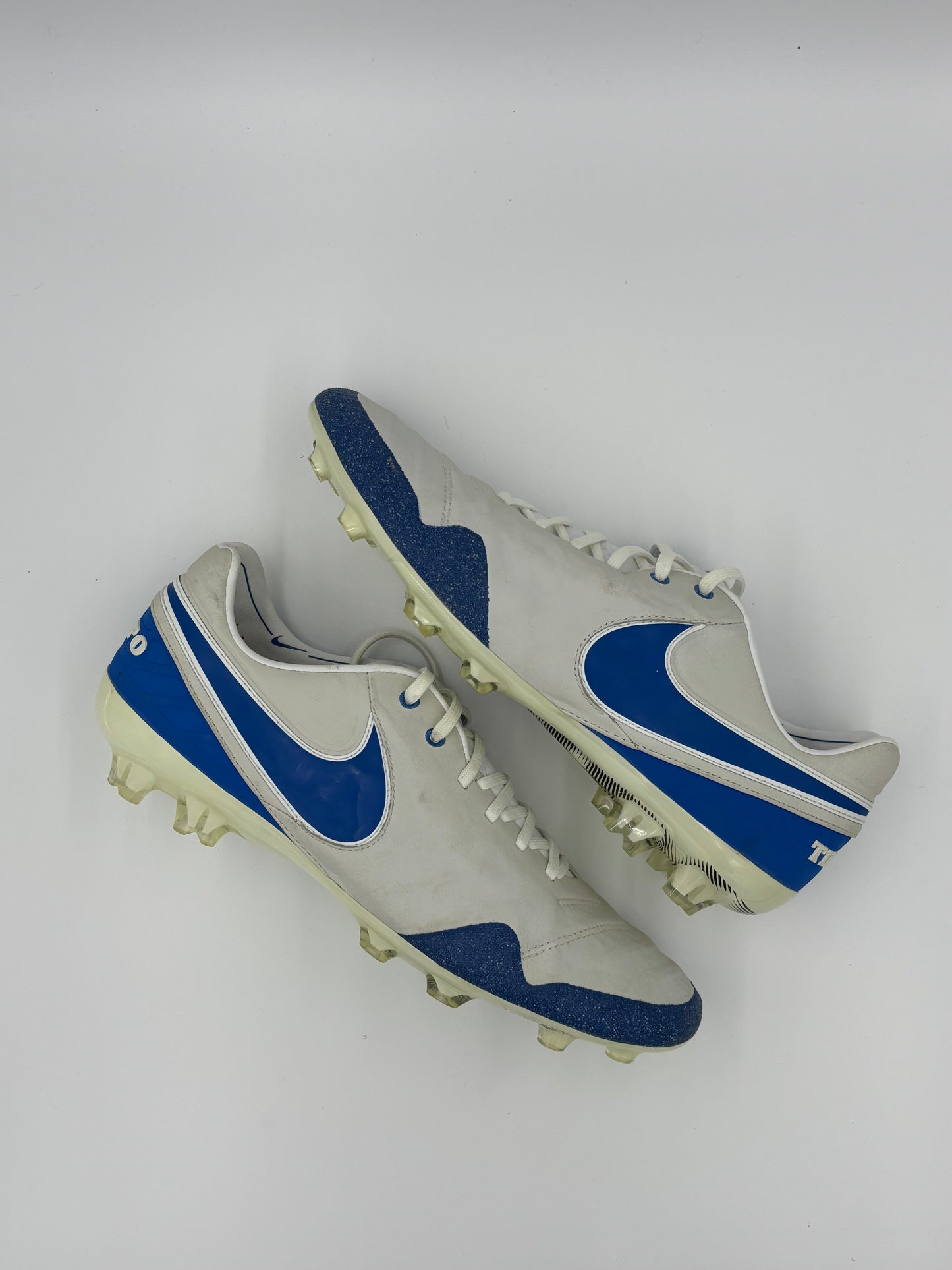 Nike Tiempo Legend Airmax Pack