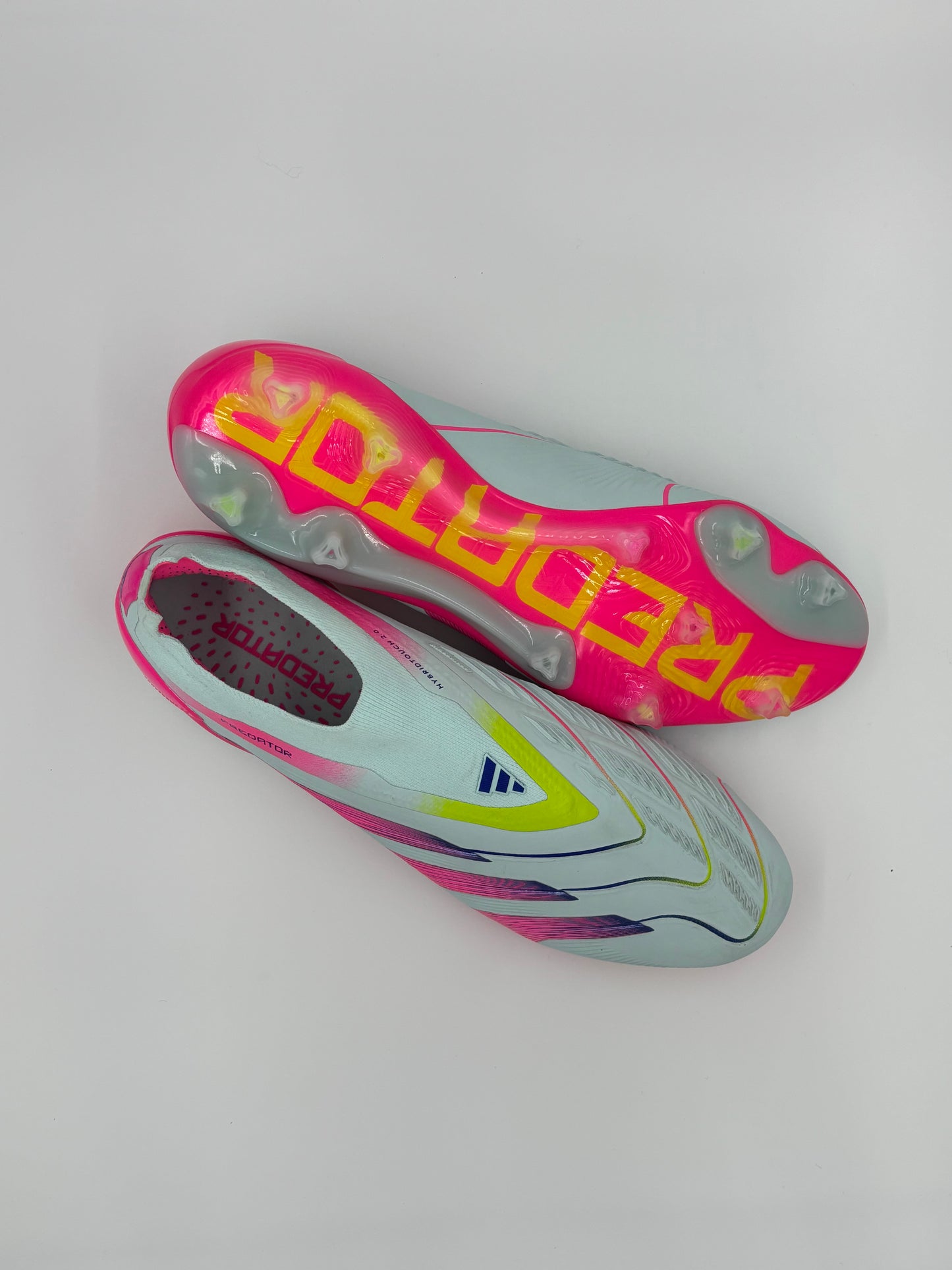 Adidas Predator Laceless FG