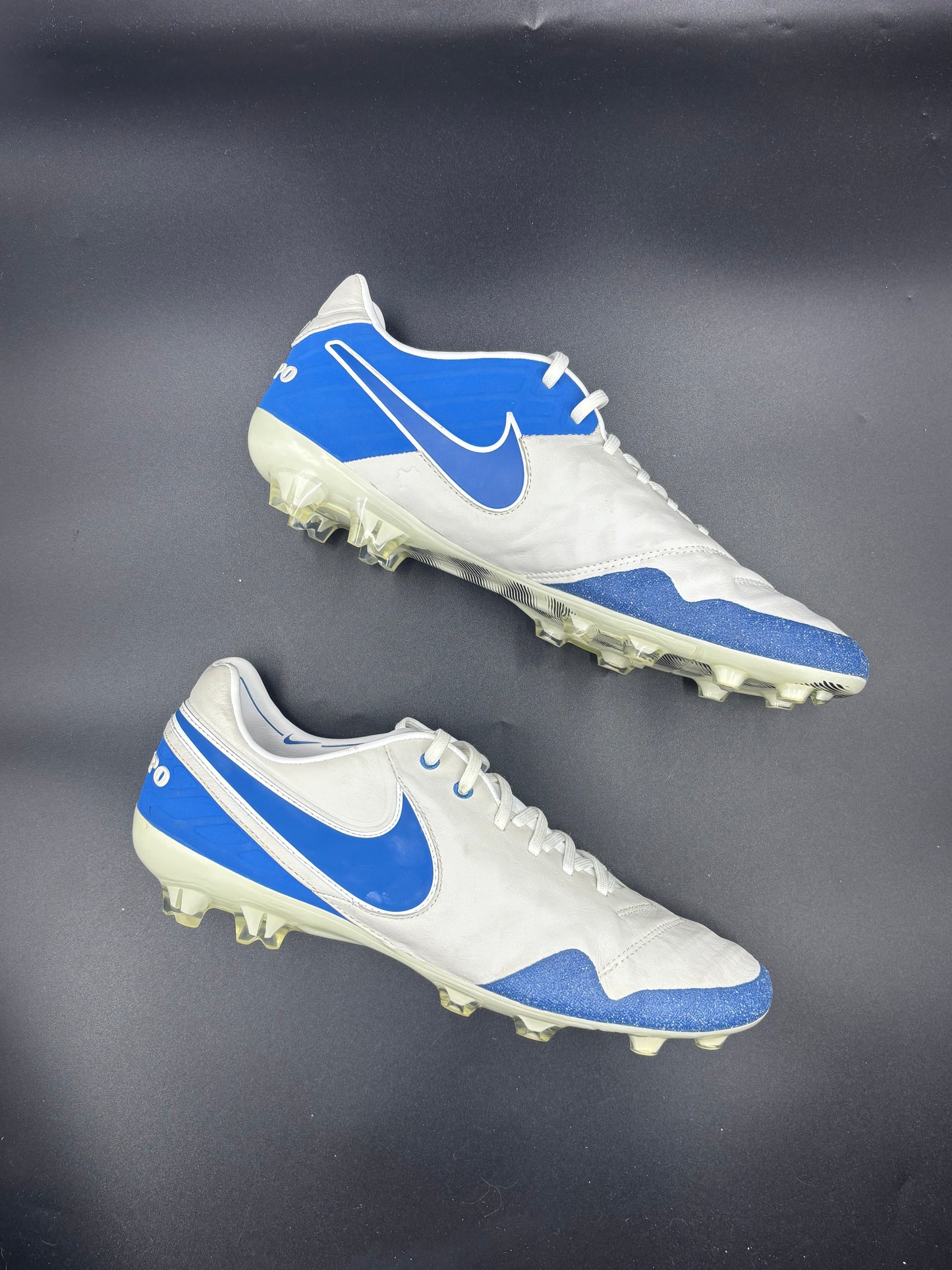 Nike Tiempo Legend 8 AIRMAX