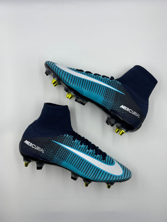 Nike Mercurial Superfly XI