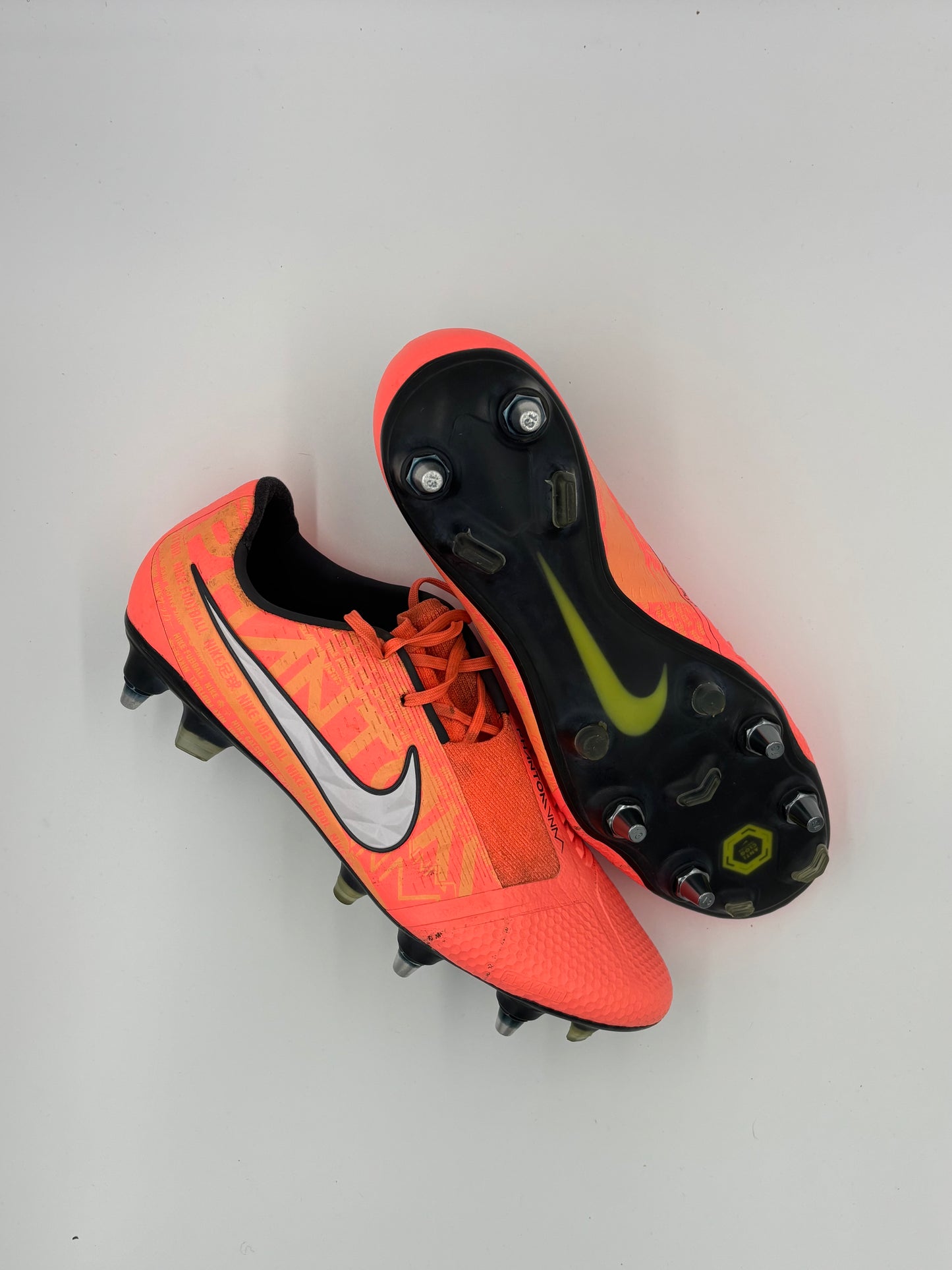 Nike Phantom Venom