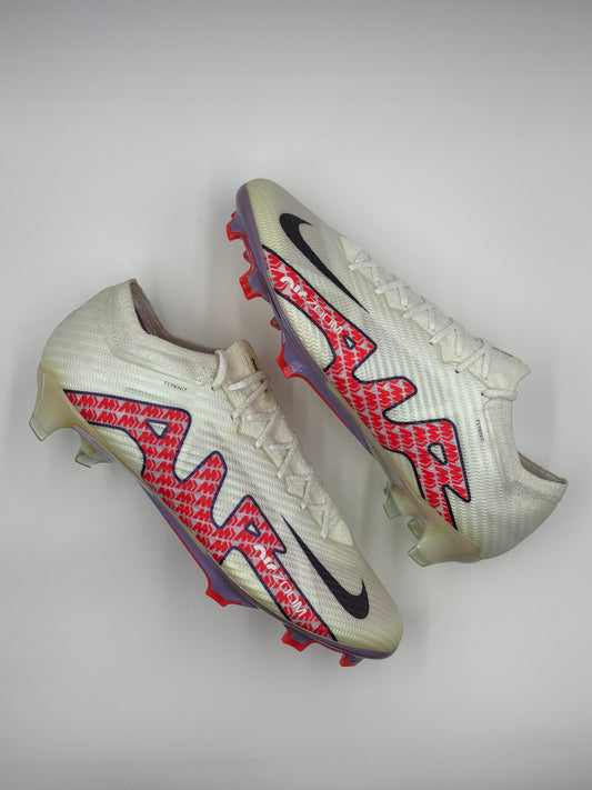 Nike Mercurial Vapor 15 Sample