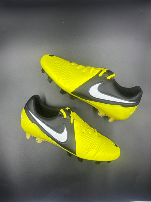 Nike CTR 360 Remake