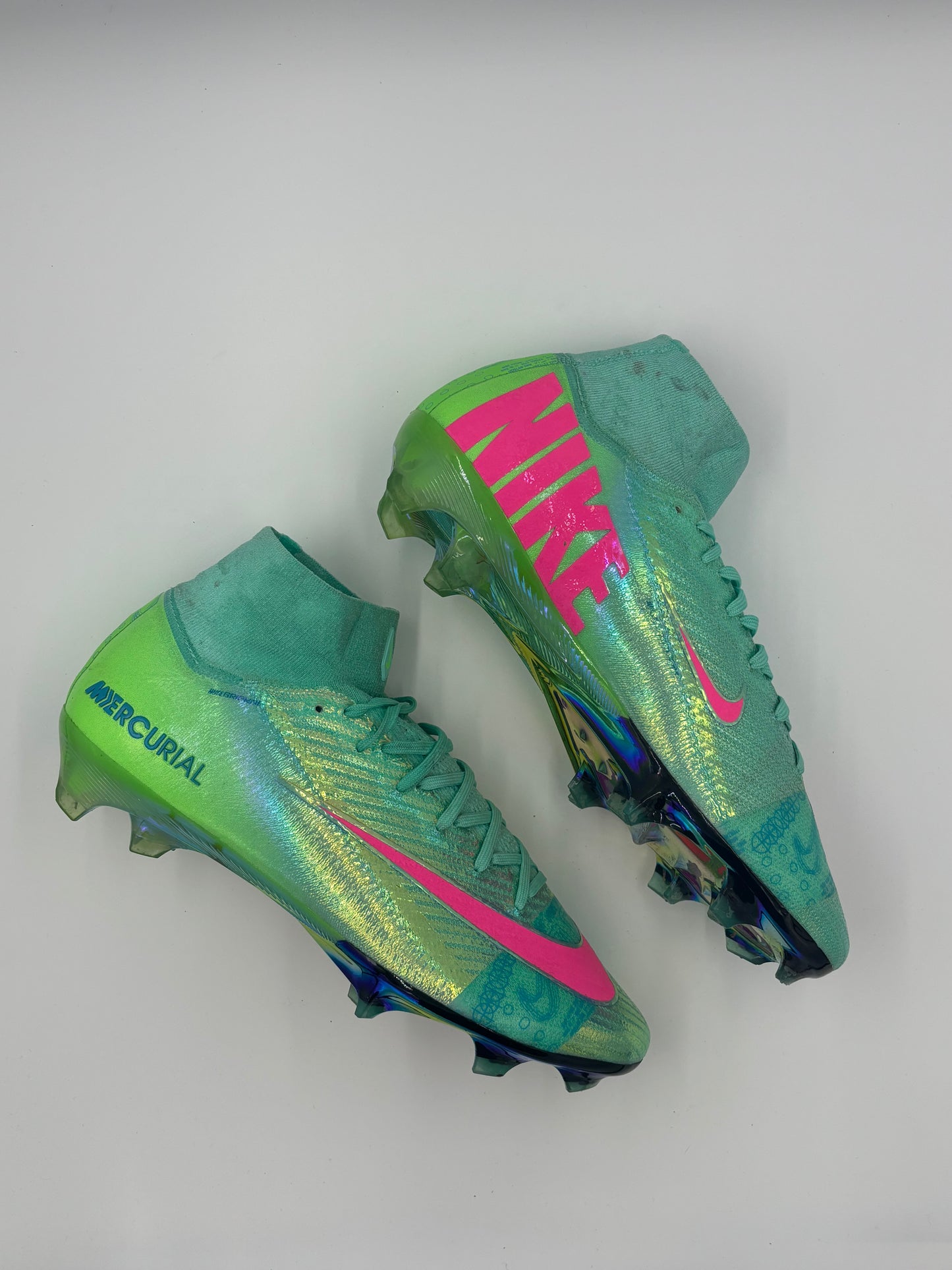 Nike Mercurial Superfly Crimson 2