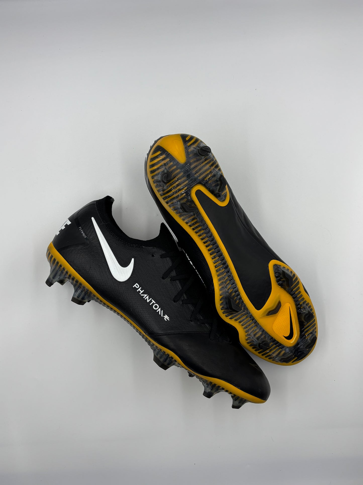 Nike Phantom GT Tech
