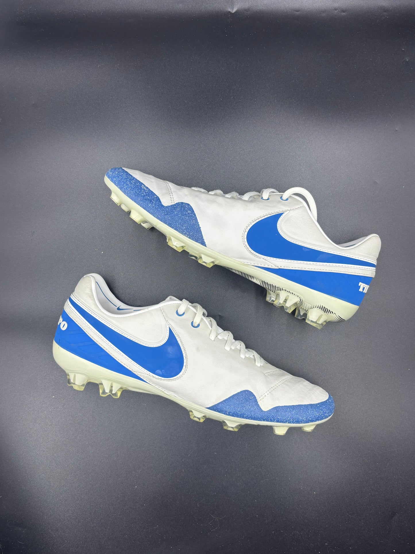 Nike Tiempo Legend 8 AIRMAX
